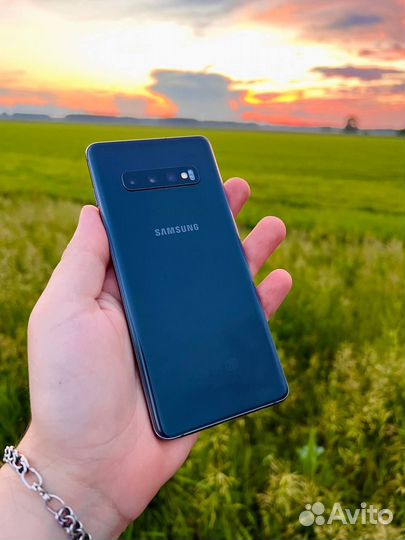 Samsung Galaxy S10+, 8/128 ГБ