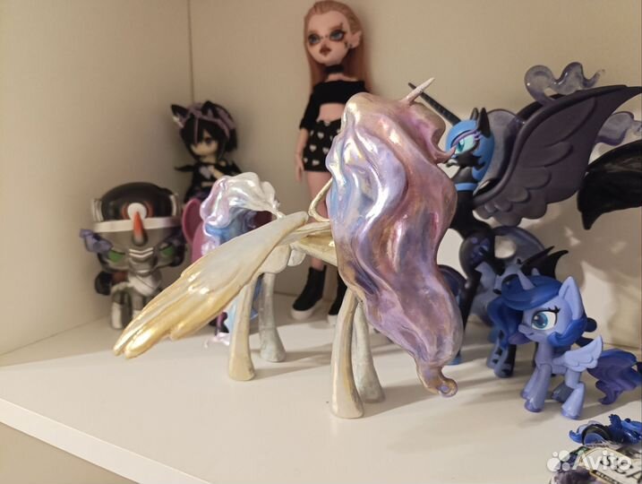 Принцесса Селестья пони скилет