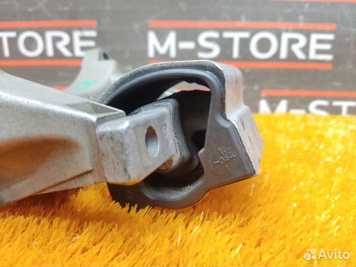 Подушка кпп Mercedes-Benz Clk-Class C209 112.912