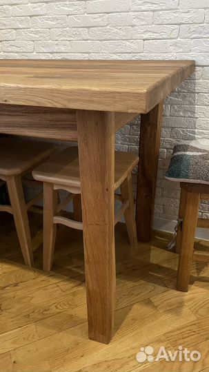 Дубовый стол