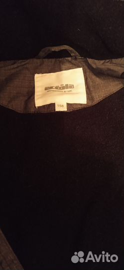 Продам куртку детскую
