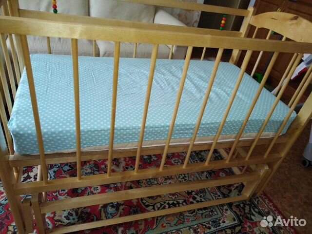 Кровать новая. матрас в подарок