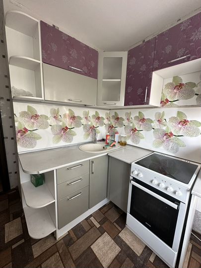 3-к. квартира, 60 м², 3/9 эт.