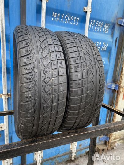 Yokohama AVS Winter V901 215/60 R16