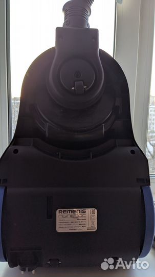 Пылесос безмешковый