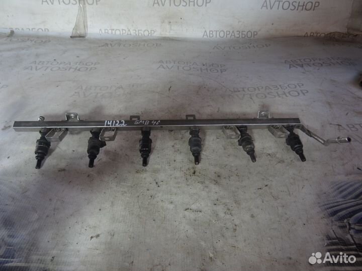 Топливная рейка (рампа) в сборе Bmw E46 2.5 M54B25