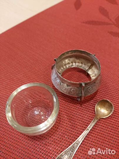 Солоничка мельхиоровая