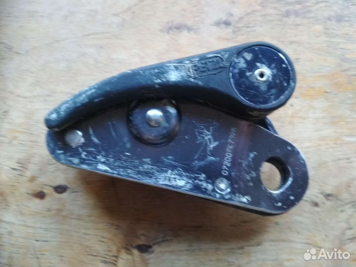 Спусковое устройство GRI-GRI от фирмы Рetzl