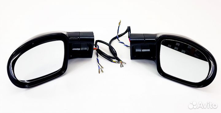 Зеркала заднего вида с поворотниками - Черные