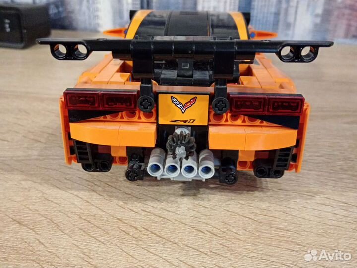 Lego technic 42093 chevrolet corvette ZR 1