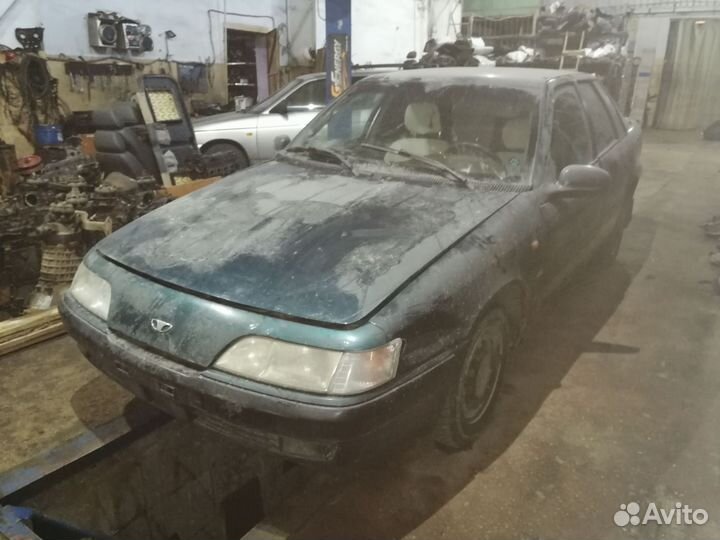 В разборе Daewoo Espero 1999 г.в. (2.0л C20LE)