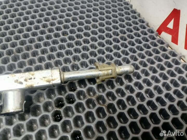 Рампа топливная Daewoo Nexia Chevrolet Lanos 1.5