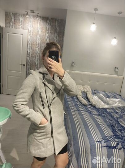 Пальто женское 34 рр Reserved