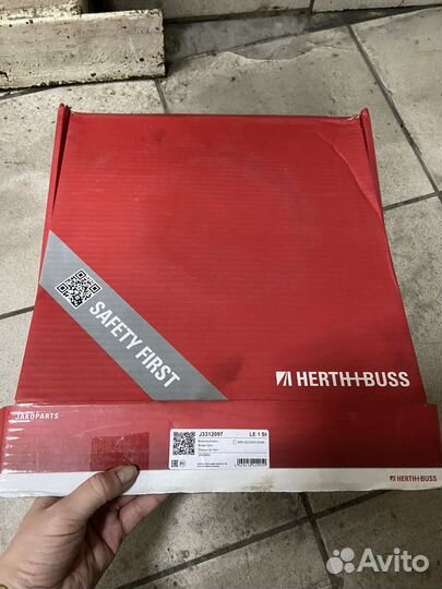 Тормозные диски передние BMW X3 2 штуки