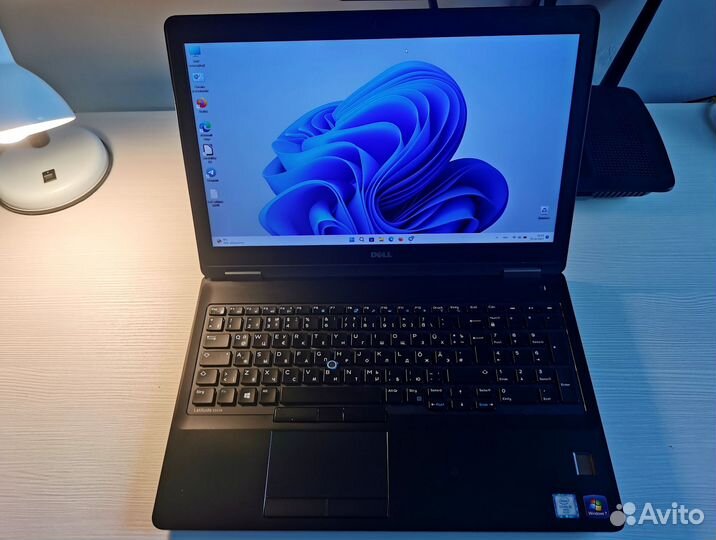 Dell Latitude Intel i5/16gb/256nvme/R7m360/LTE