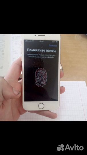 iPhone 8, 64 ГБ