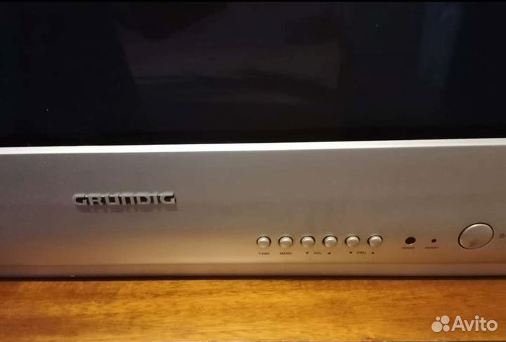 Телевизор Grundig