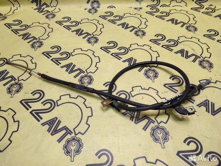 Трос стояночного тормоза правый Subaru Forester