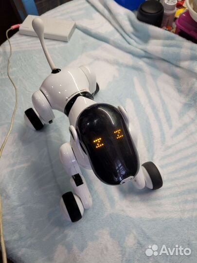 Робот щенок