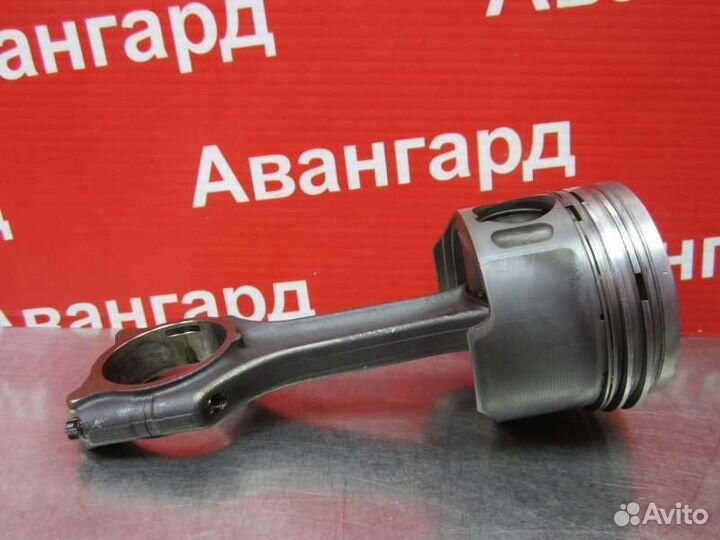 Шатун с поршнем Mercedes-Benz C-Class W203 OM646