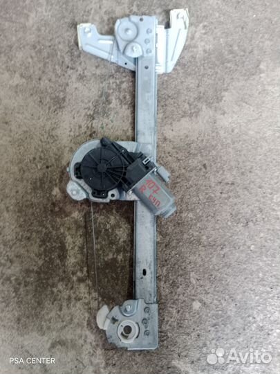 Стеклоподъемник передний правый Peugeot 107