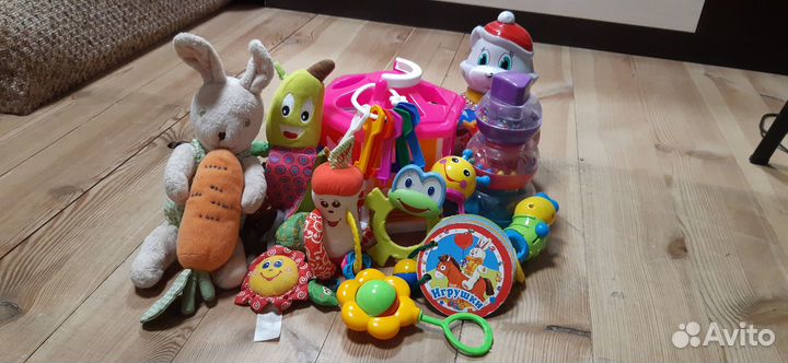 Игрушки погремушки