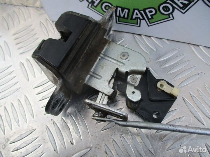 Замок двери багажника SsangYong Kyron