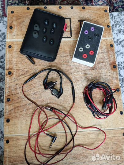 Трехдрайверные гибриды Sony xba h3