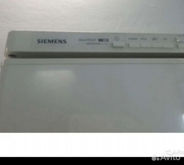 Внутренние комплектующие холодильника Siemens