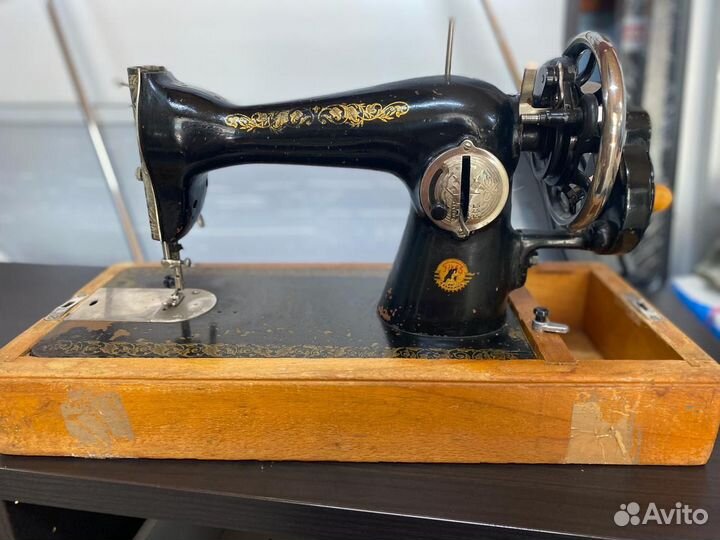 Швейная машинка
