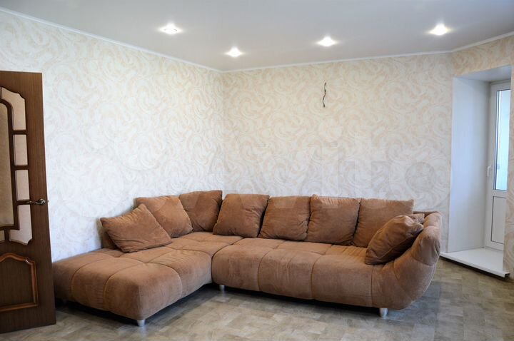 4-к. квартира, 118,7 м², 2/5 эт.