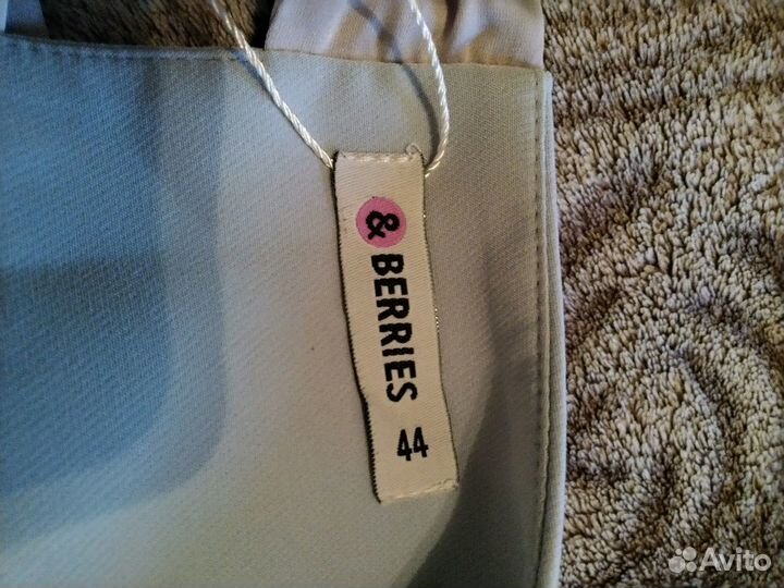 Нарядный комбинезон 44 размер