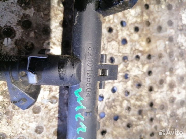 Рейка топливная (рампа) Renault Megane