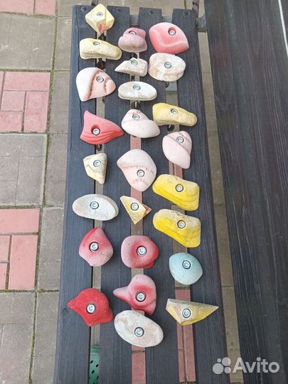 Зацепы для скалодрома