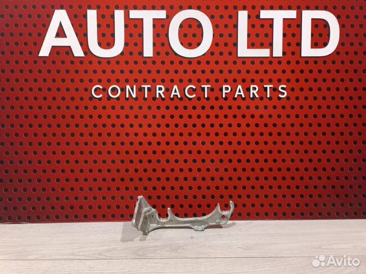 Кронштейн Mercedes-Benz Gle W166 2018