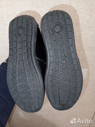 Мокасины новые ботинки для мальчика 30 р