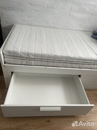 Выдвижная кровать IKEA