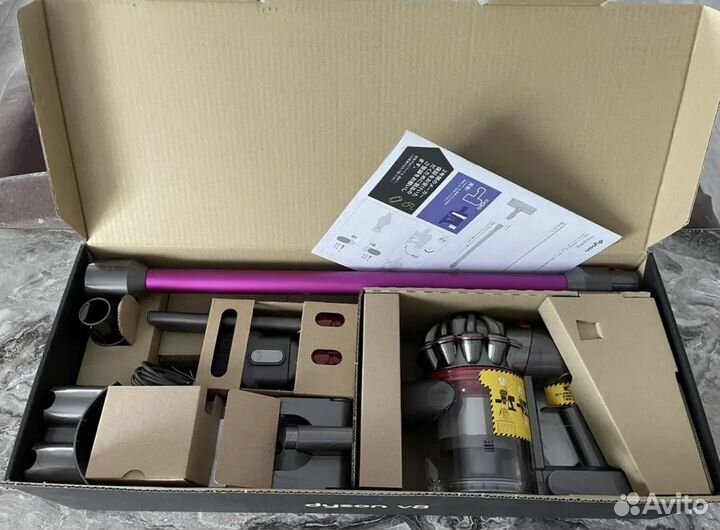 Пылесос Dyson V8 Slim Fluffy Extra