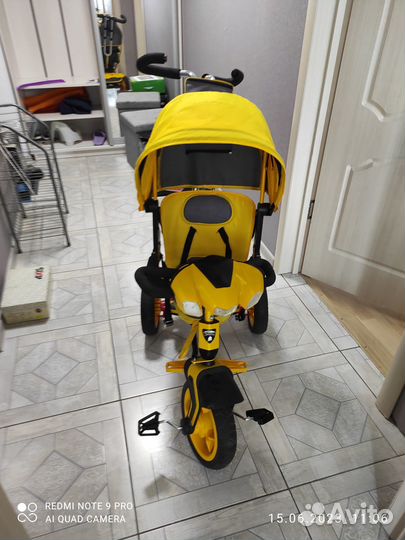 Прогулочная коляска