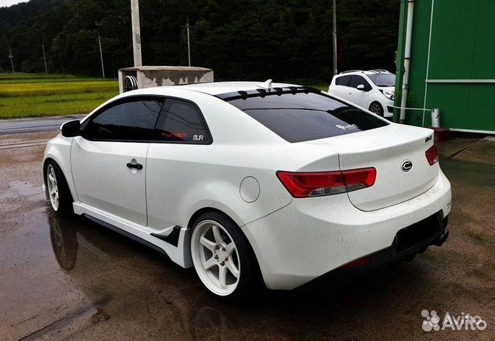 Козырек на заднее стекло гребенка Kia Cerato Koup