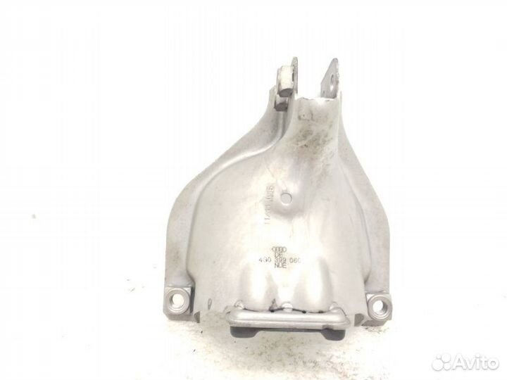 Кронштейн опоры двигателя правый Audi A6 C7 3.0