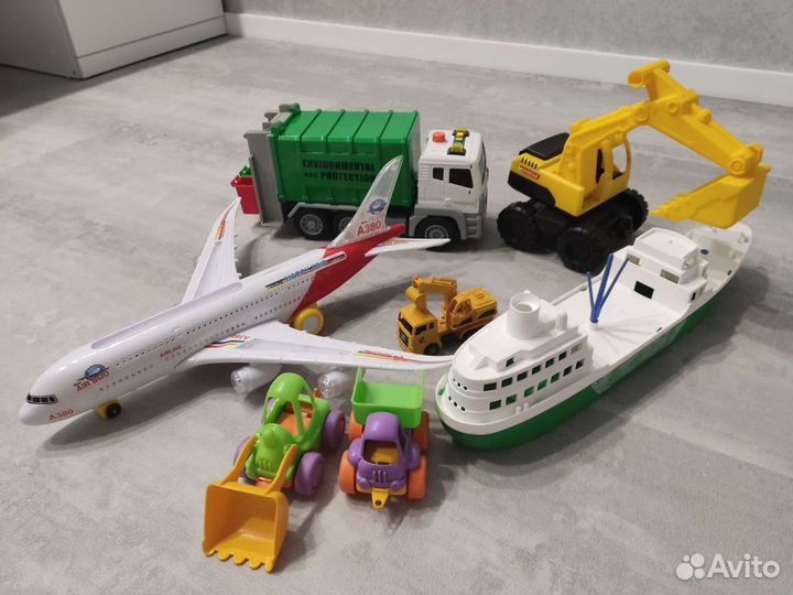 Игрушки пакетом для мальчика