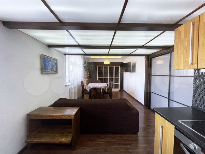 4-к. квартира, 85 м², 4/5 эт.