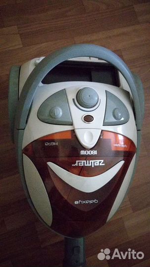 Пылесос Vitek