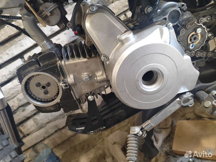 Двигатель на питбайк 140