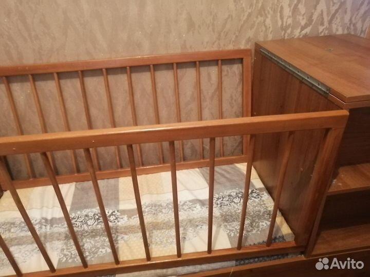 Кровать с матрасом