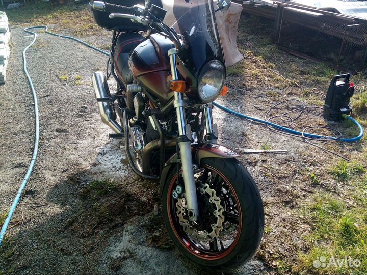 Мотоцикл Yamaha bt 1100