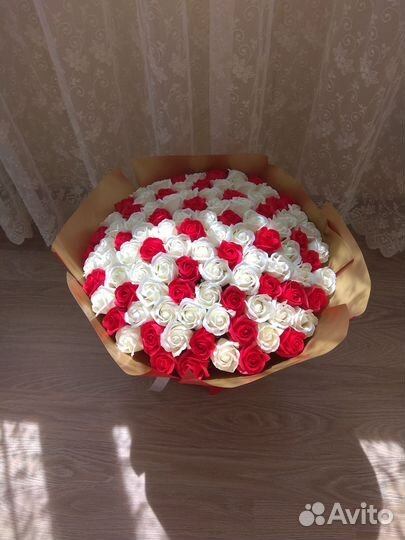 Букет из 101 мыльной розы