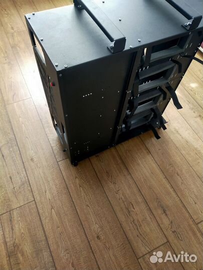 Корпус donnager для майнинг фермы на 8 карт