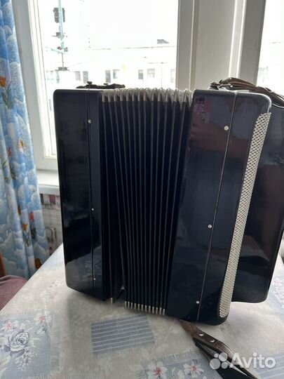 Баян (аккордеон) советский